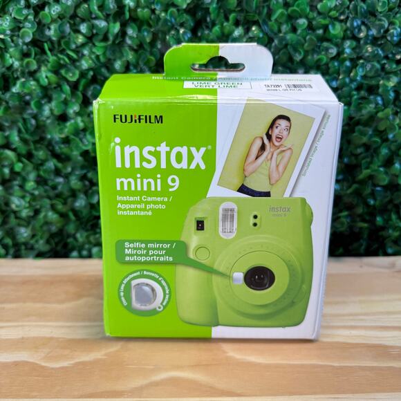 New Fujifilm Instax Mini 9 Instant Camera Instant Film Camera Lime Green Gift - Picture 1 of 7
